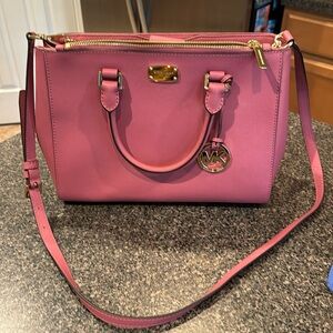 Michael Kors handbag with detachable strap, new never used!